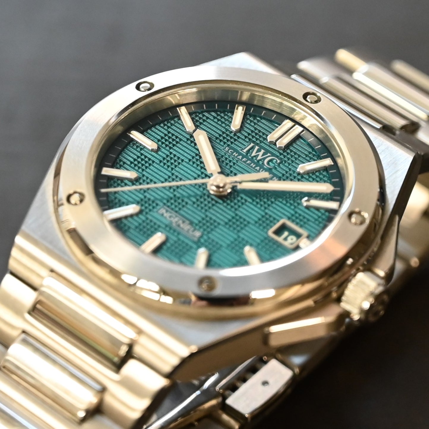 【IWC 】インヂュニア・オートマティック 40 IW328903 中古美品