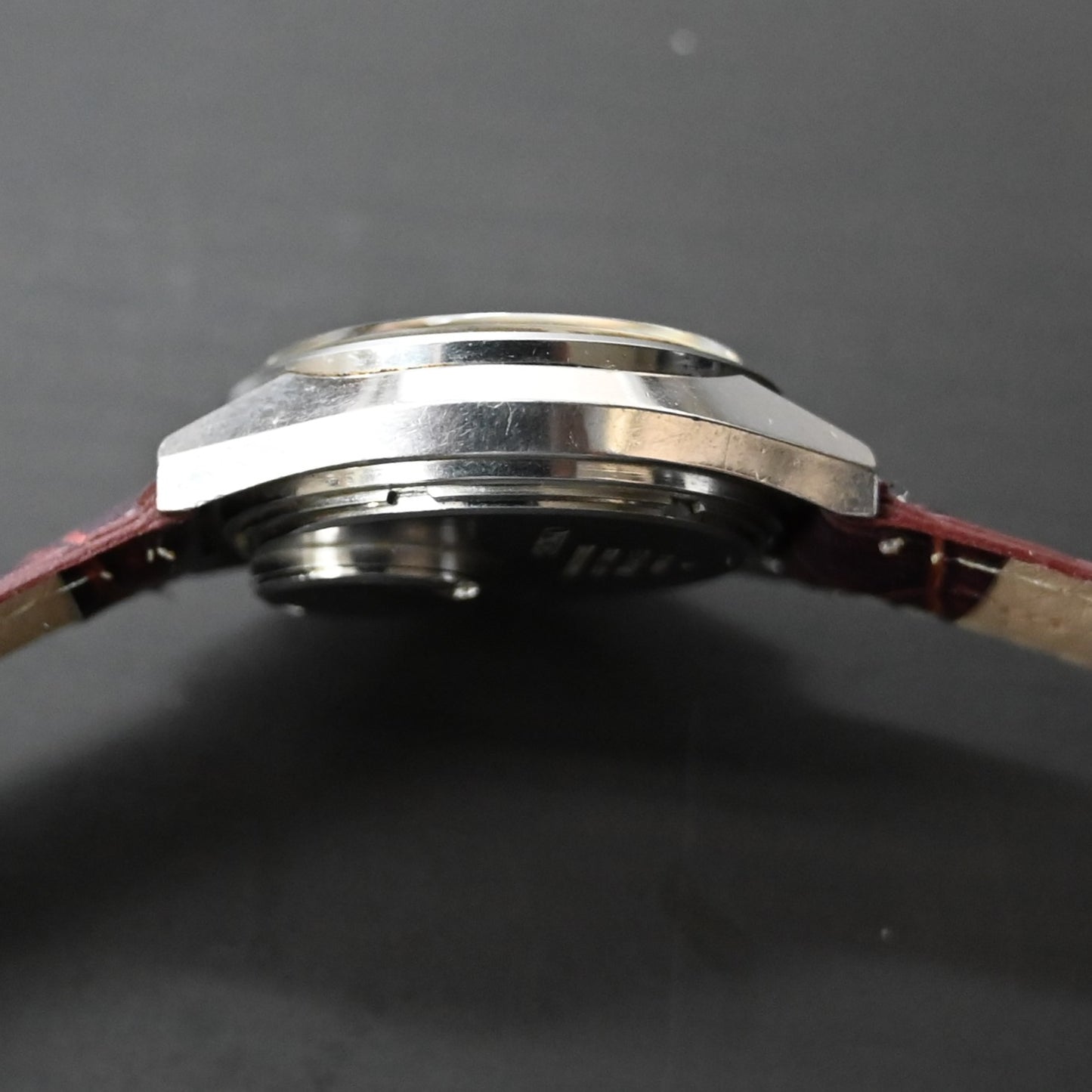 セイコー【SEIKO】3802-7020 クオーツ QZ 1972年製 中古