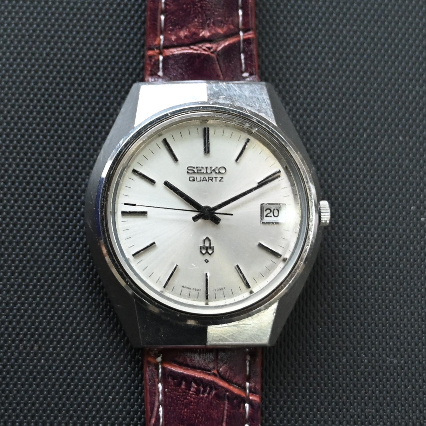 セイコー【SEIKO】3802-7020 クオーツ　QZ 1972年製　中古