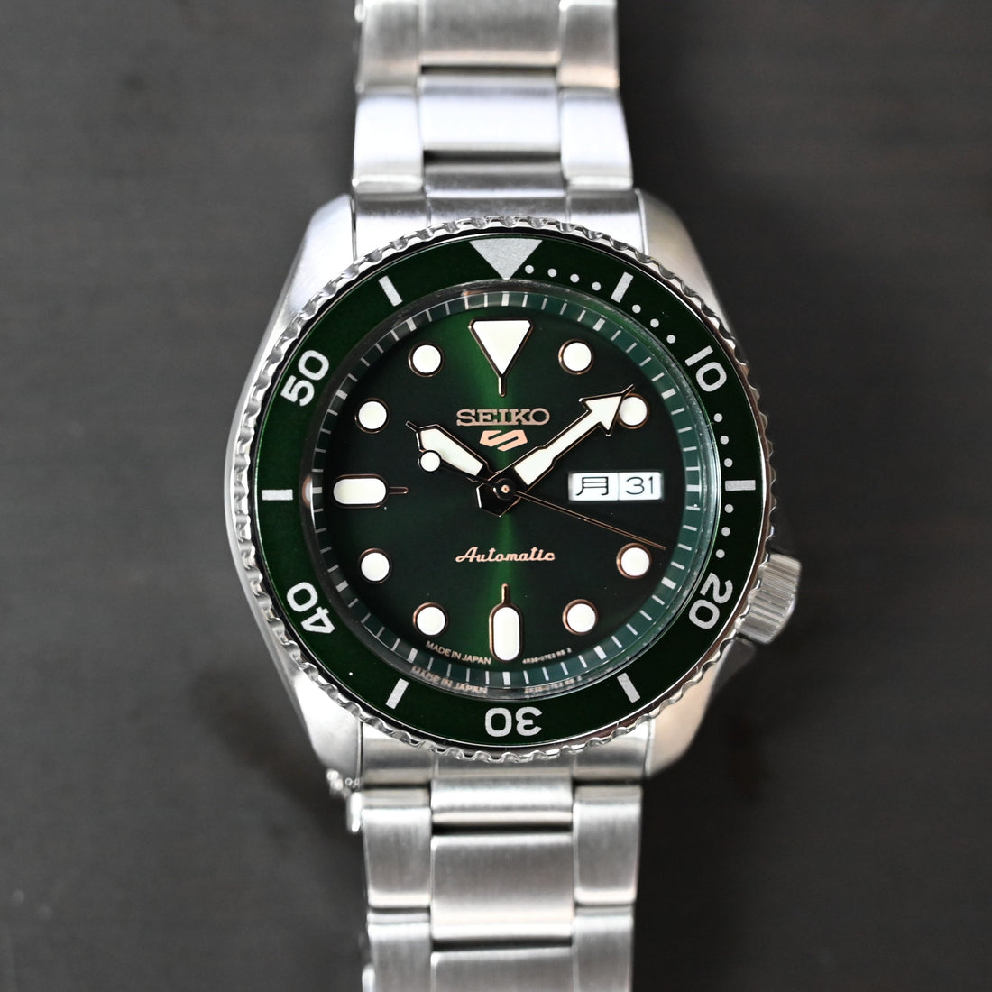 【SEIKO】セイコー5スポーツ　SBSA013　未使用 買取