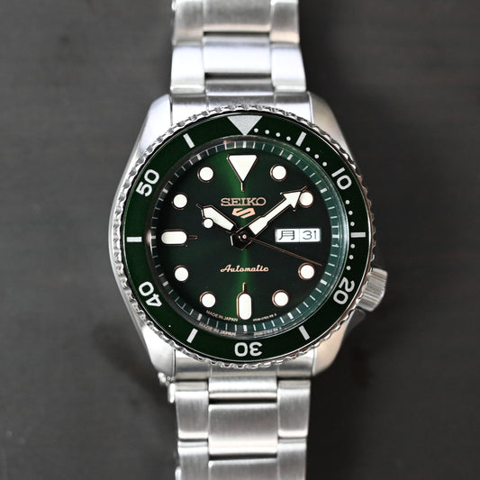 【SEIKO】セイコー5スポーツ　SBSA013　未使用 買取